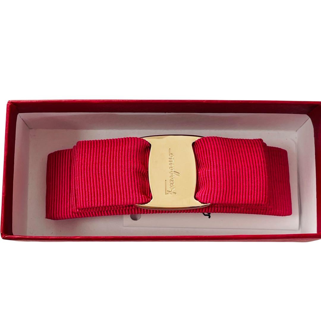 【極美品・箱付】サルヴァトーレ フェラガモ ヴァラリボン バレッタホットピンク