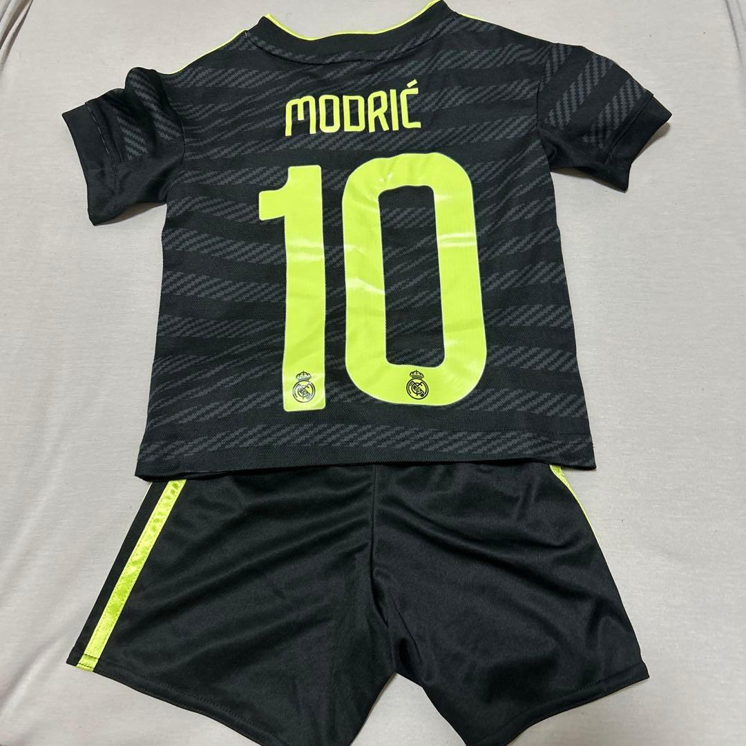レアル・マドリード モドリッチ　90 MODRIĆ キッズユニ