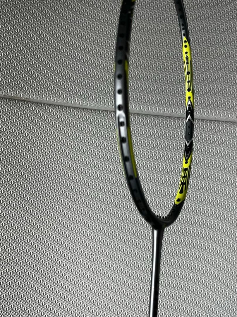 YONEX ARC SABER 7 PRO バドミントンラケット