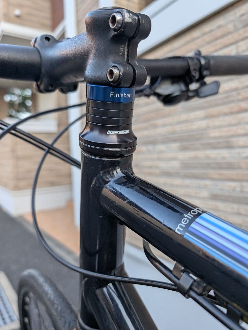 クロスバイク ブラック ディスクブレーキ　ロッキーマウンテン