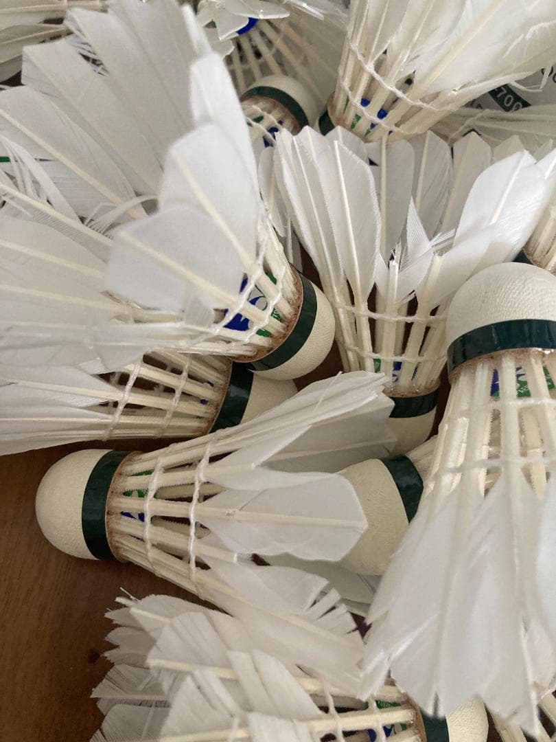 バドミントン　エアロセンサ700　中古シャトル　240個