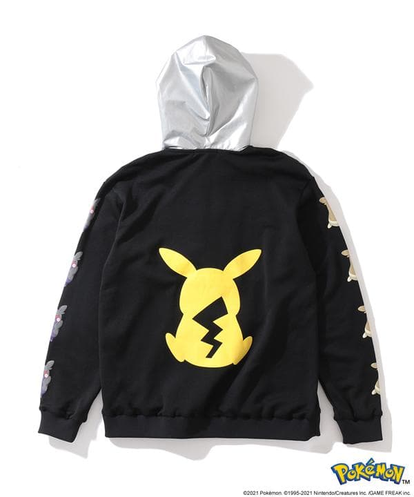 超レア未使用品！MARK&LONA マークアンドロナ・ポケモンピカチュウパーカー