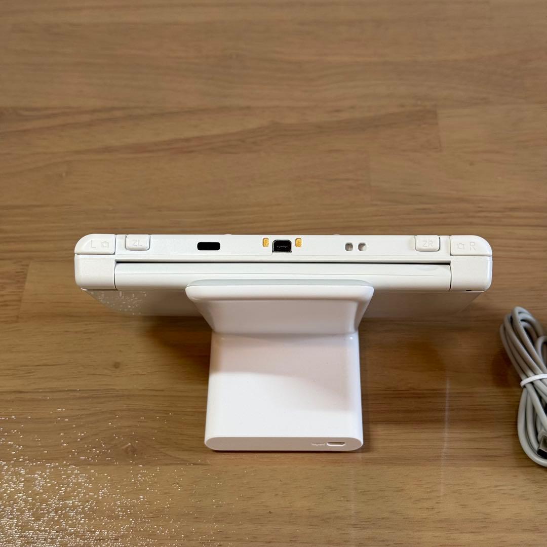 6-212 Newニンテンドー3DS LL パールホワイト