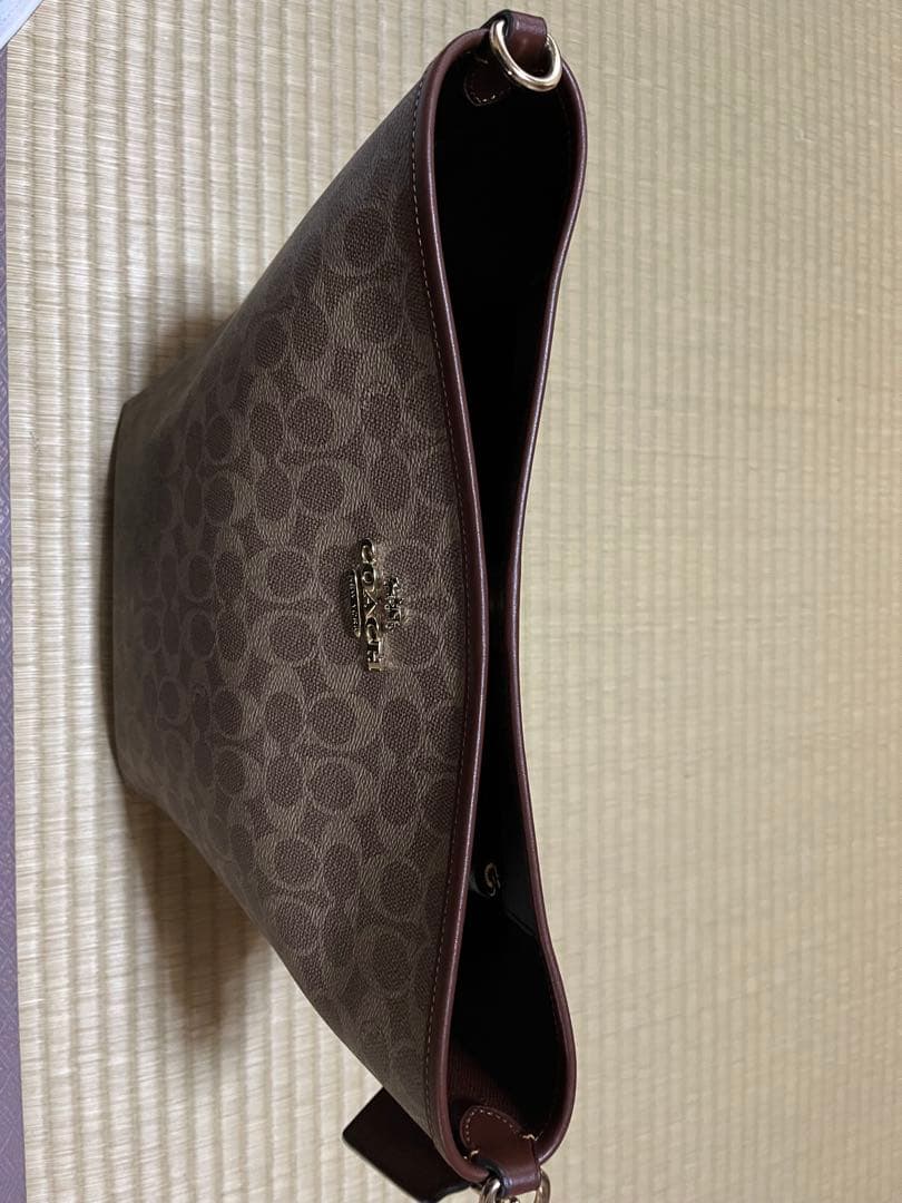 COACH シティ ラージ バケット バッグ・シグネチャー キャンバス