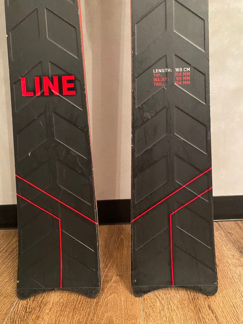 LINE BLADE スキー 板 黒/赤