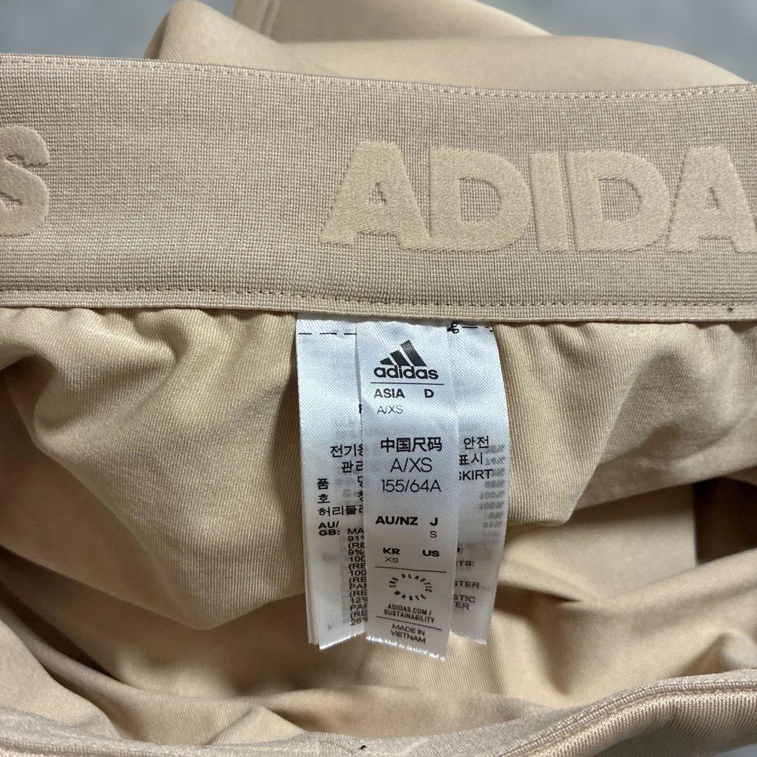 adidas ベージュ フーディー スカート セットアップ ゴルフウェア
