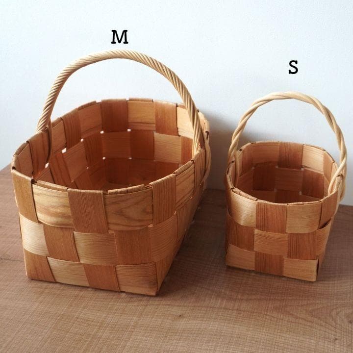 フィンランド モミの木 バスケット ２個