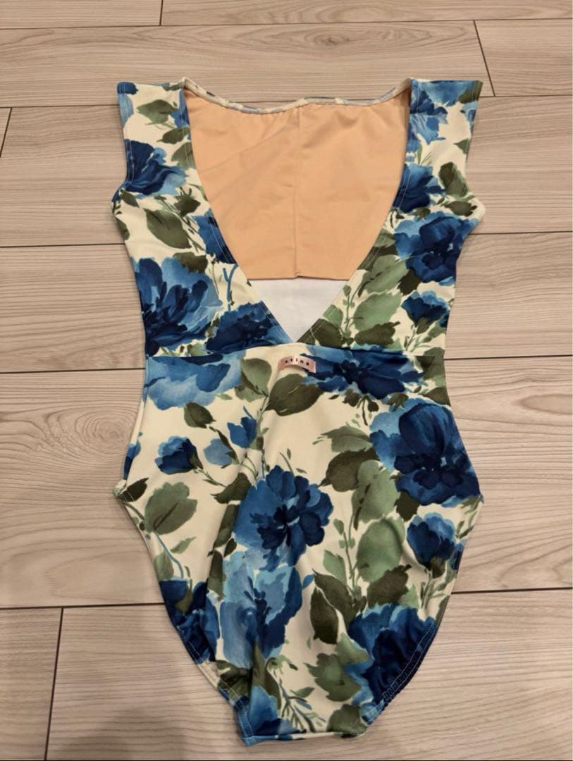 stina レオタードPサイズ