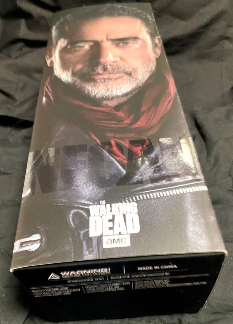 ウォーキングデッド ニーガン スリーゼロ THREEZERO 1/6 NEGAN