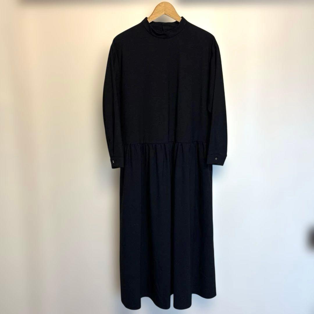 未使用　「私らしく、ハレの日を」　シワになりにくい　フォーマルワンピース