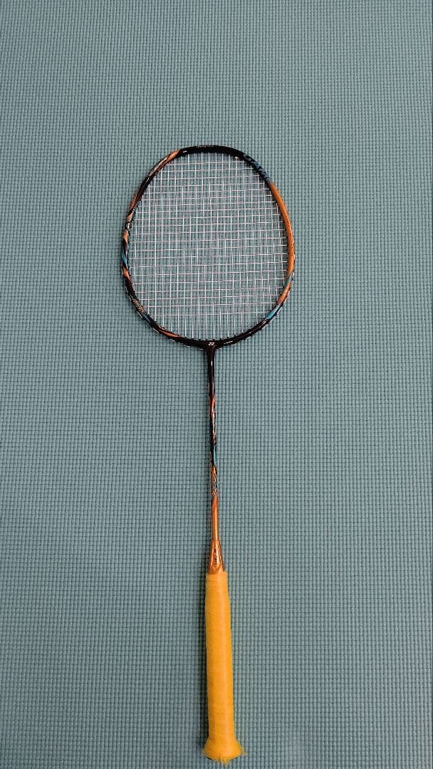 ラケット G Astrox 88 D GAME