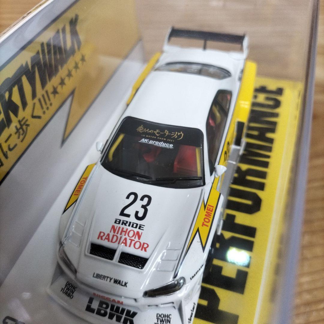 LIBERTY WALK　LB-ER34 GT-R