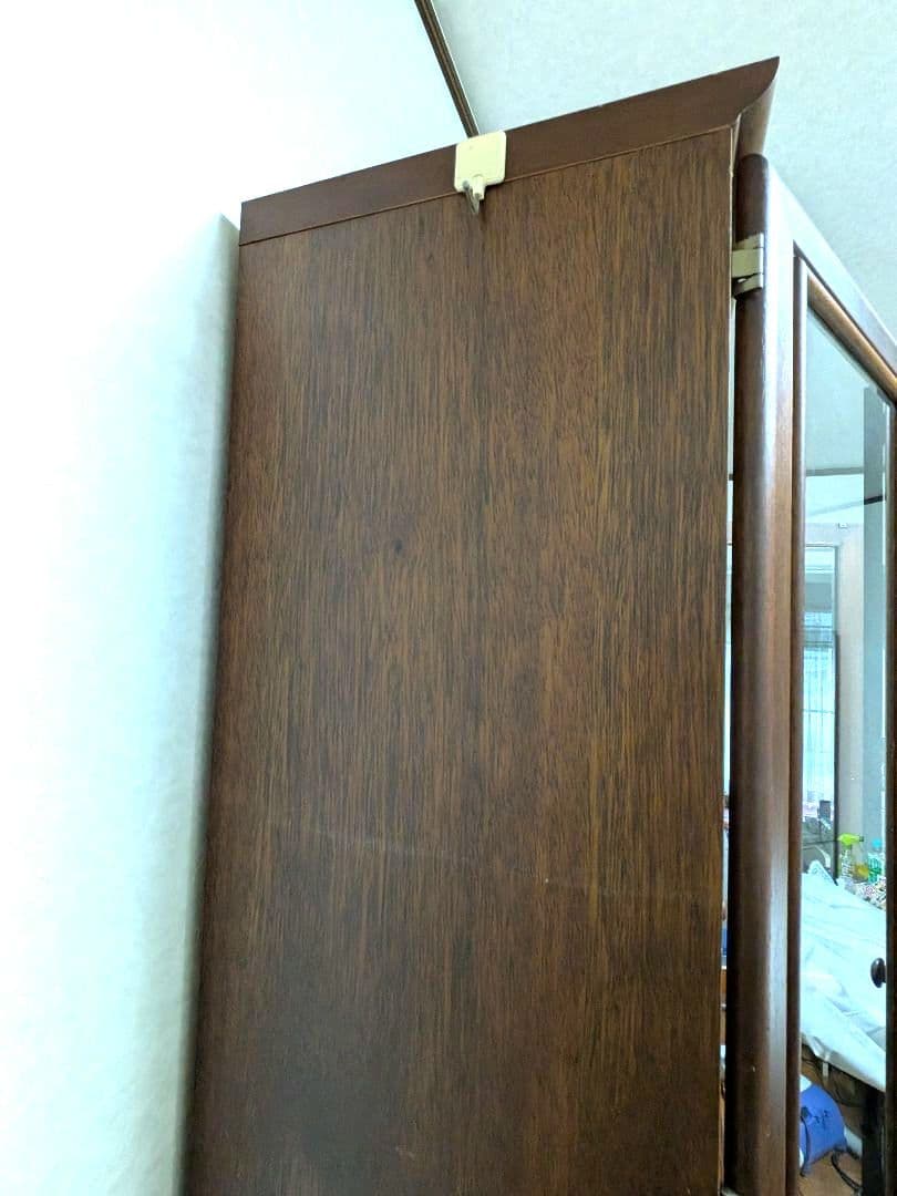 マルニ　食器棚