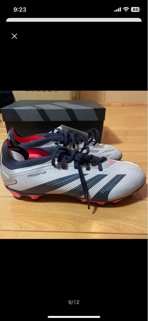 新品未使用　アディダス　プレデター　スパイク