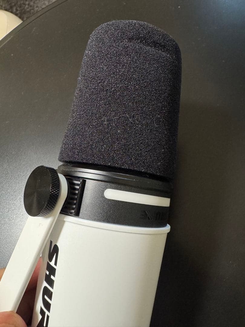 SHURE MV7+ ホワイト USB/XLRマイク