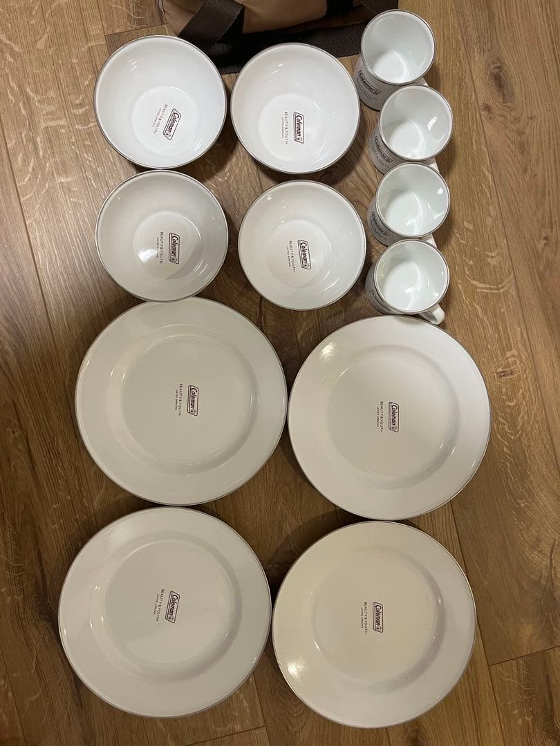 しば　Coleman BEAUTY & YOUTH 食器セット