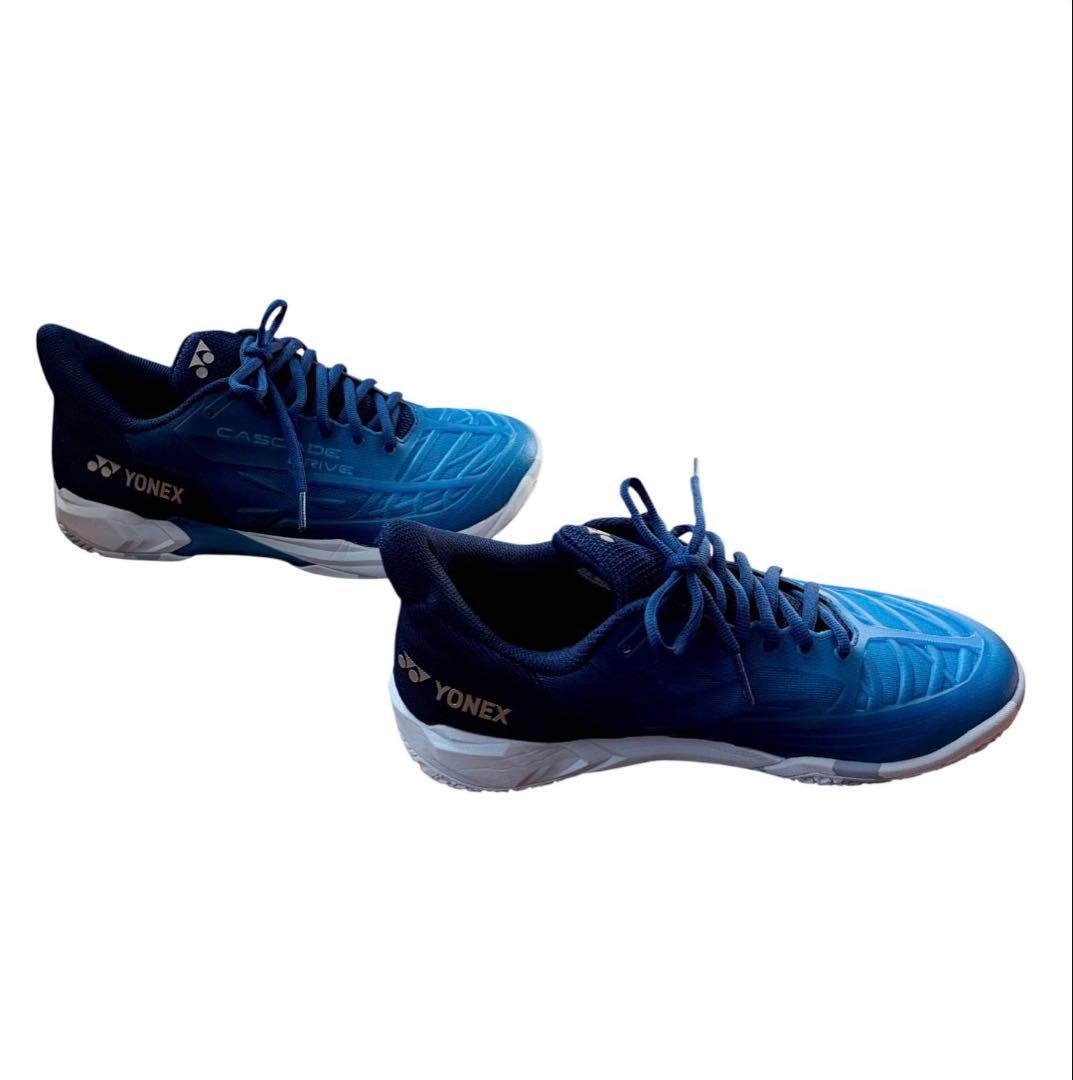 着用1回のみ 極美品 ヨネックス バドミントンシューズ スーパークッション 26
