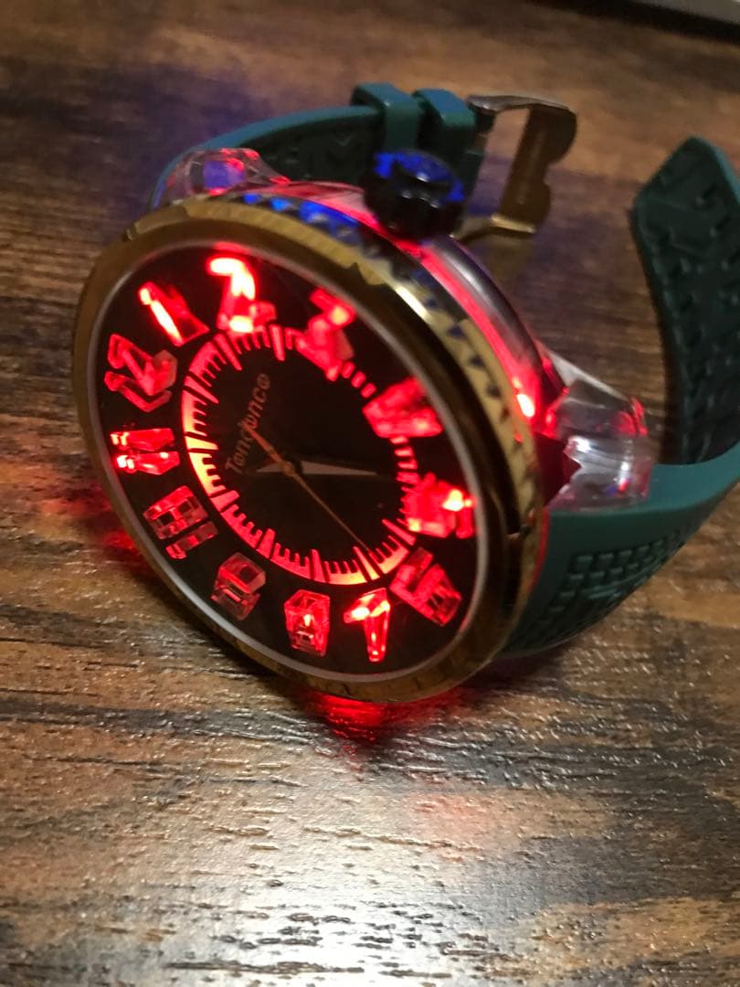 テンデンスFLASH グリーン文字盤