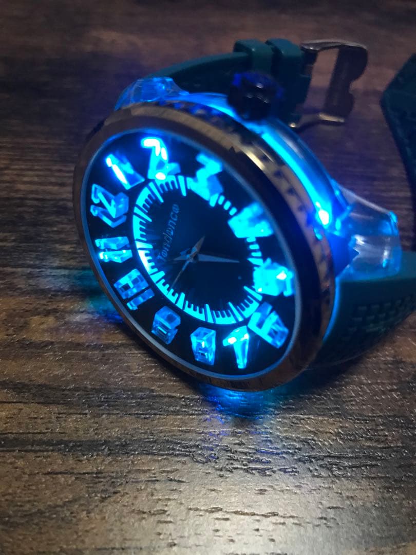 テンデンスFLASH グリーン文字盤