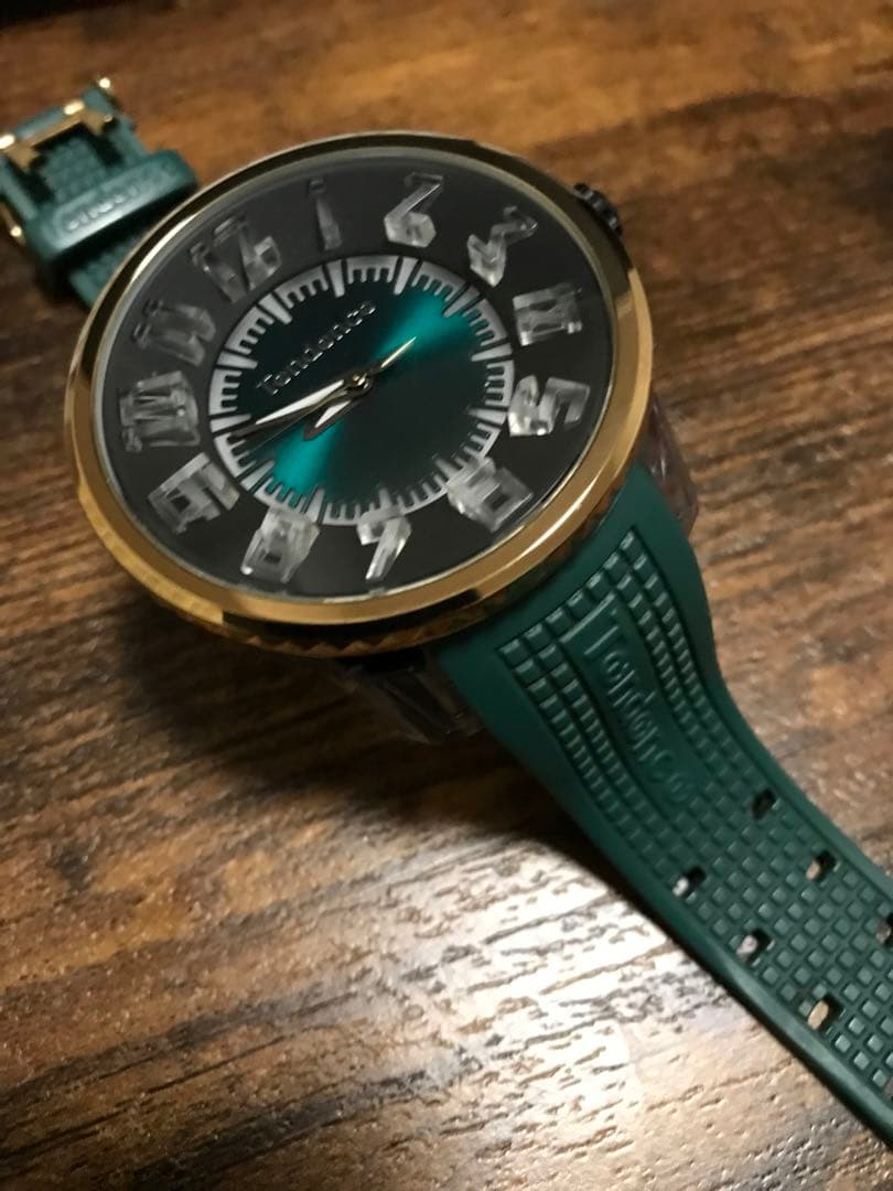 テンデンスFLASH グリーン文字盤