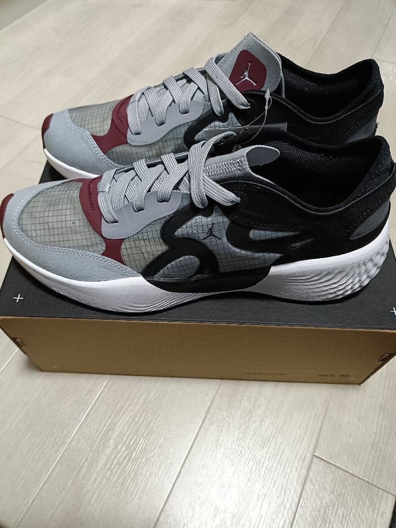 ★☆JORDAN DELTA 3 LOW 新品未使用タグ付き 断捨離 最終値下げ