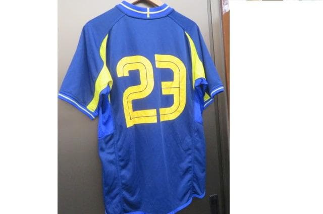 スェーデン代表　リバーシブル　半袖ユニフォーム　23番