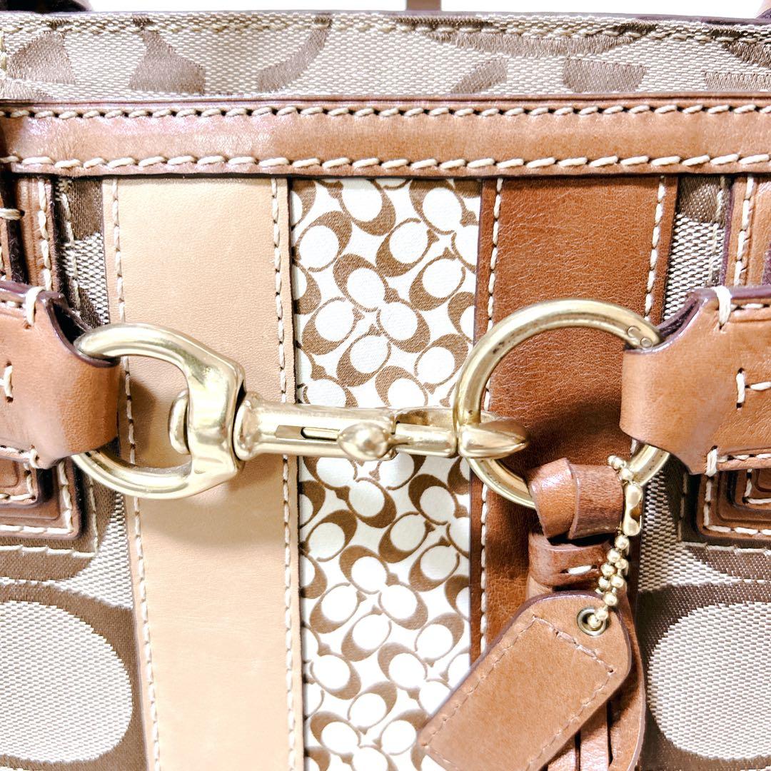 【美品】COACHコーチ　ハンプトンズストライプミディアムキャリーオール肩掛け