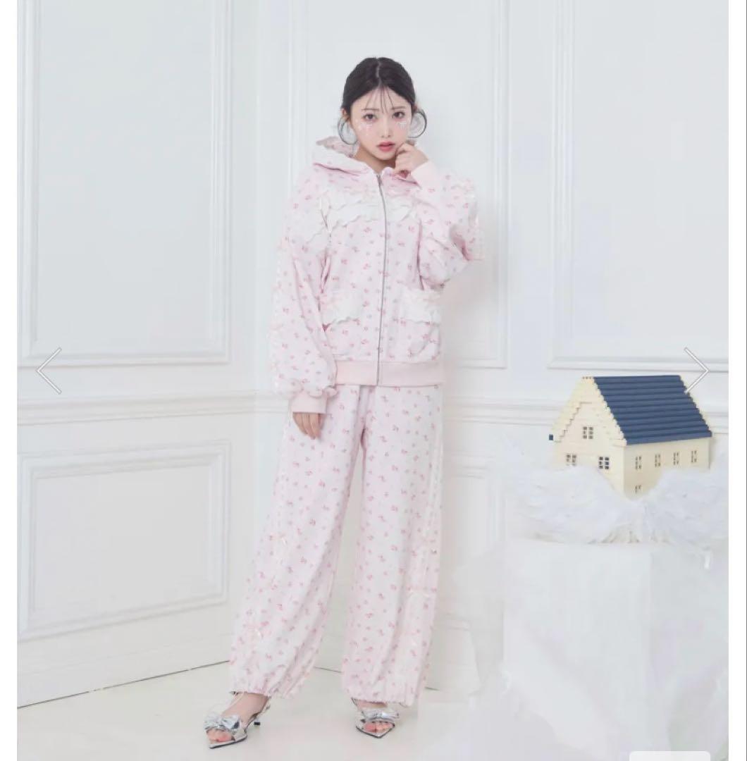 Honey Cinnamon コットンフリルジップパーカー　ピンク