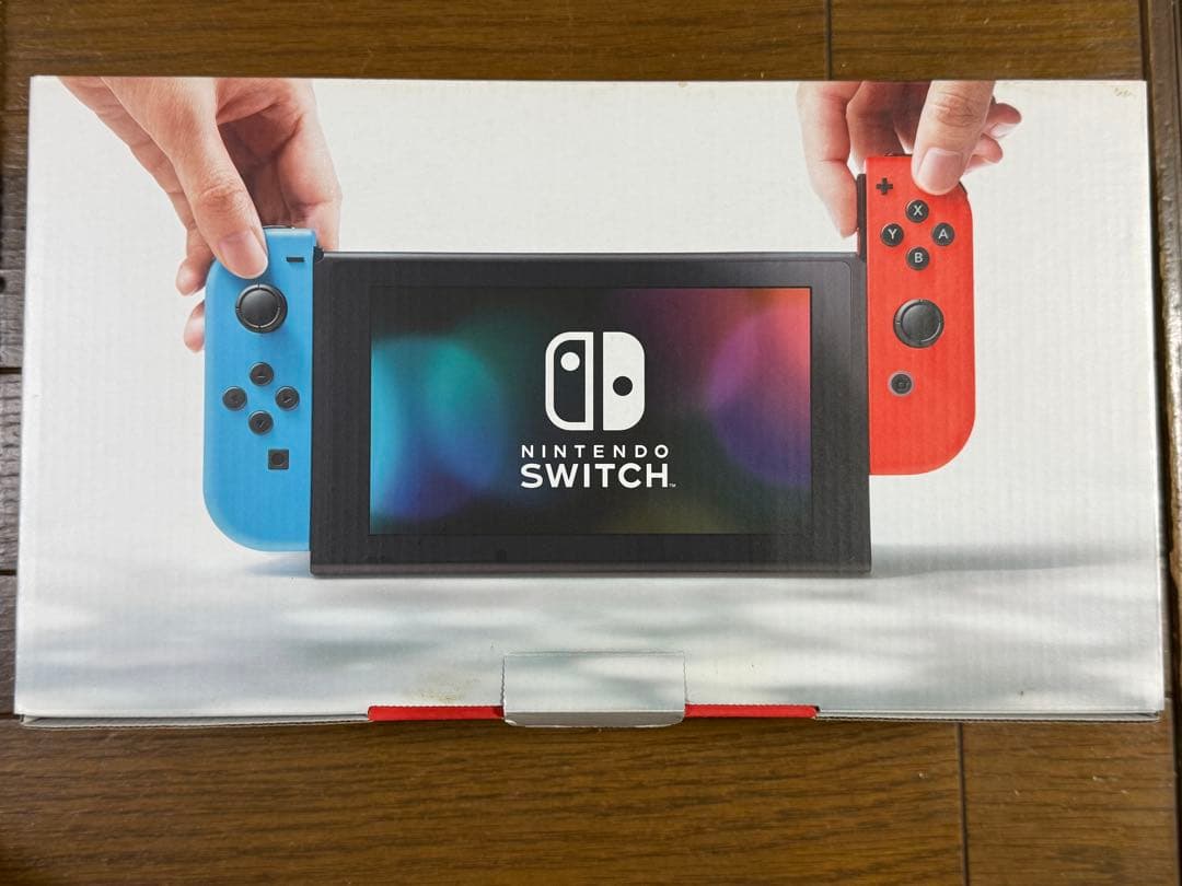 n*o様 Nintendo Switch 本体 赤/青 Joy-Con付き　スイ