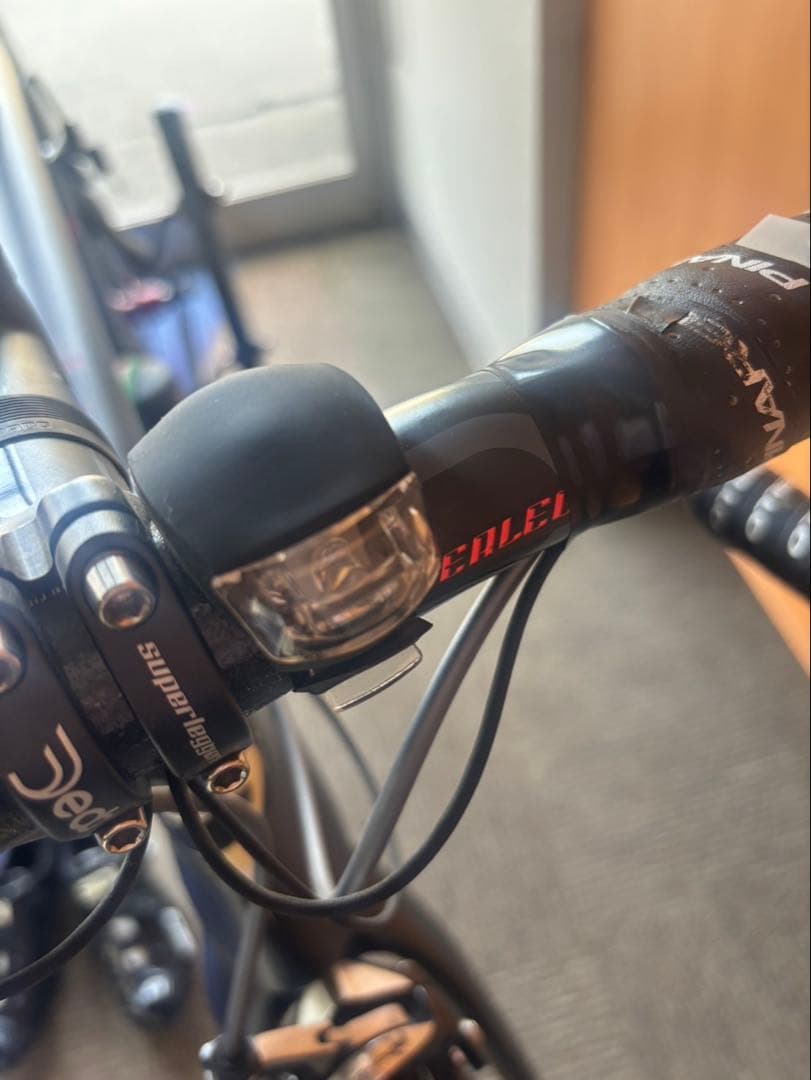 最終処分価格！希少！PINARELLO DOGMA F8　2015モデル