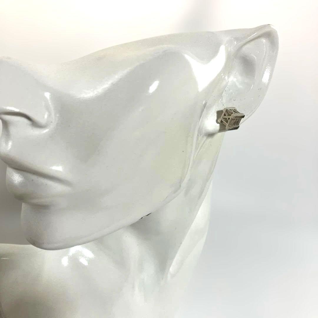 Tiffany ティファニー アトラス キューブ シルバー ピアス