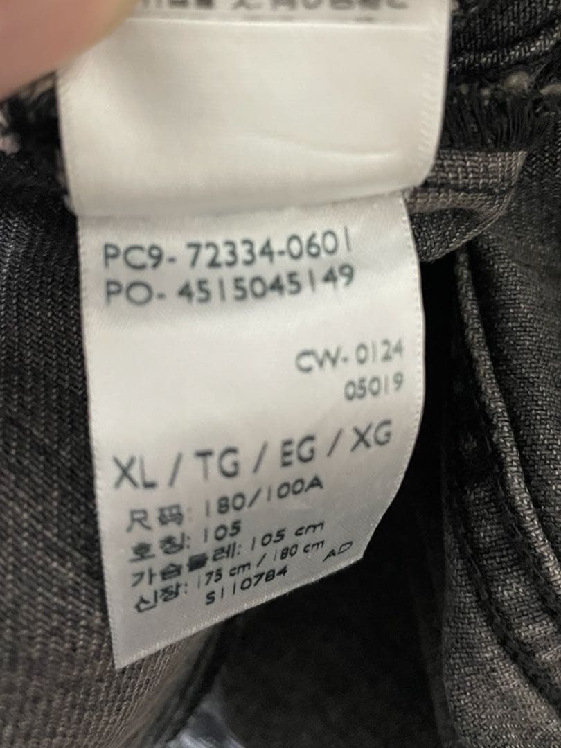 Levi's ブラックデニムジャケット XL ビックＥ　ビックサイズ