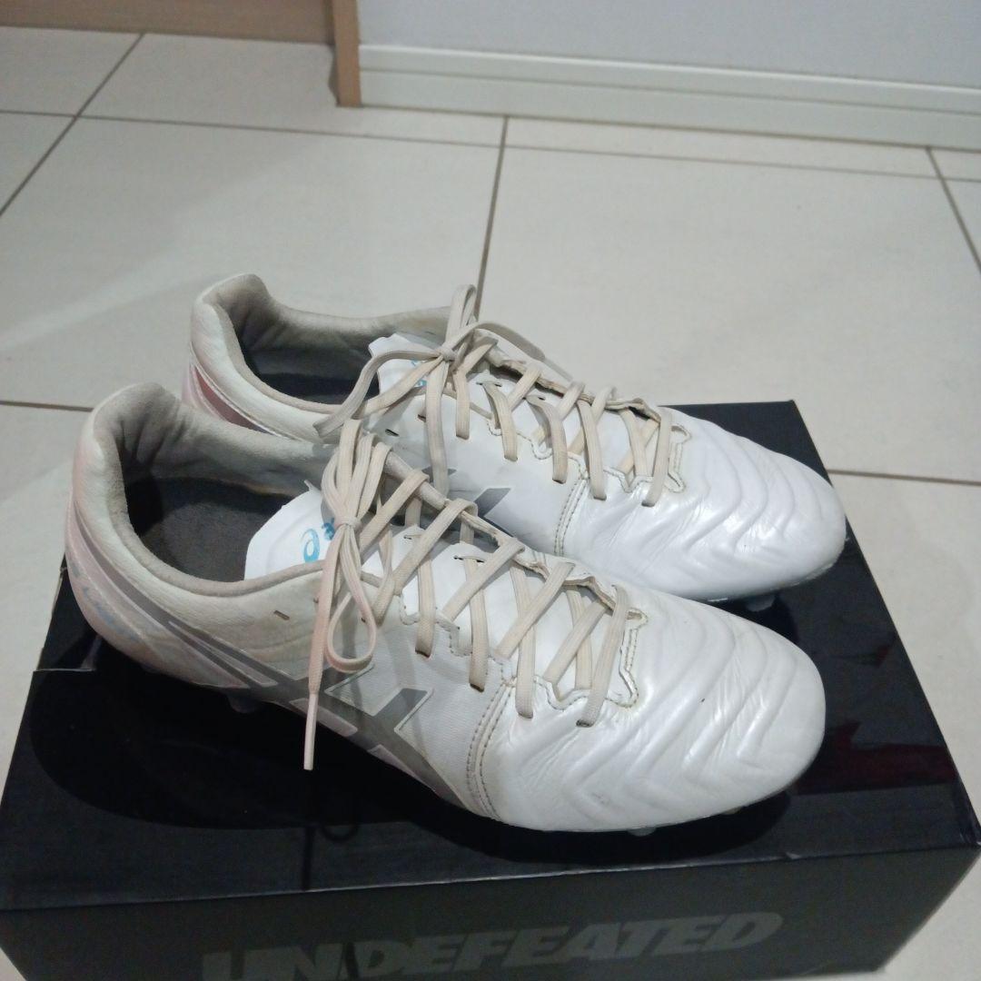 アシックス DS LIGHT ホワイトサッカーシューズ26.5サイズ