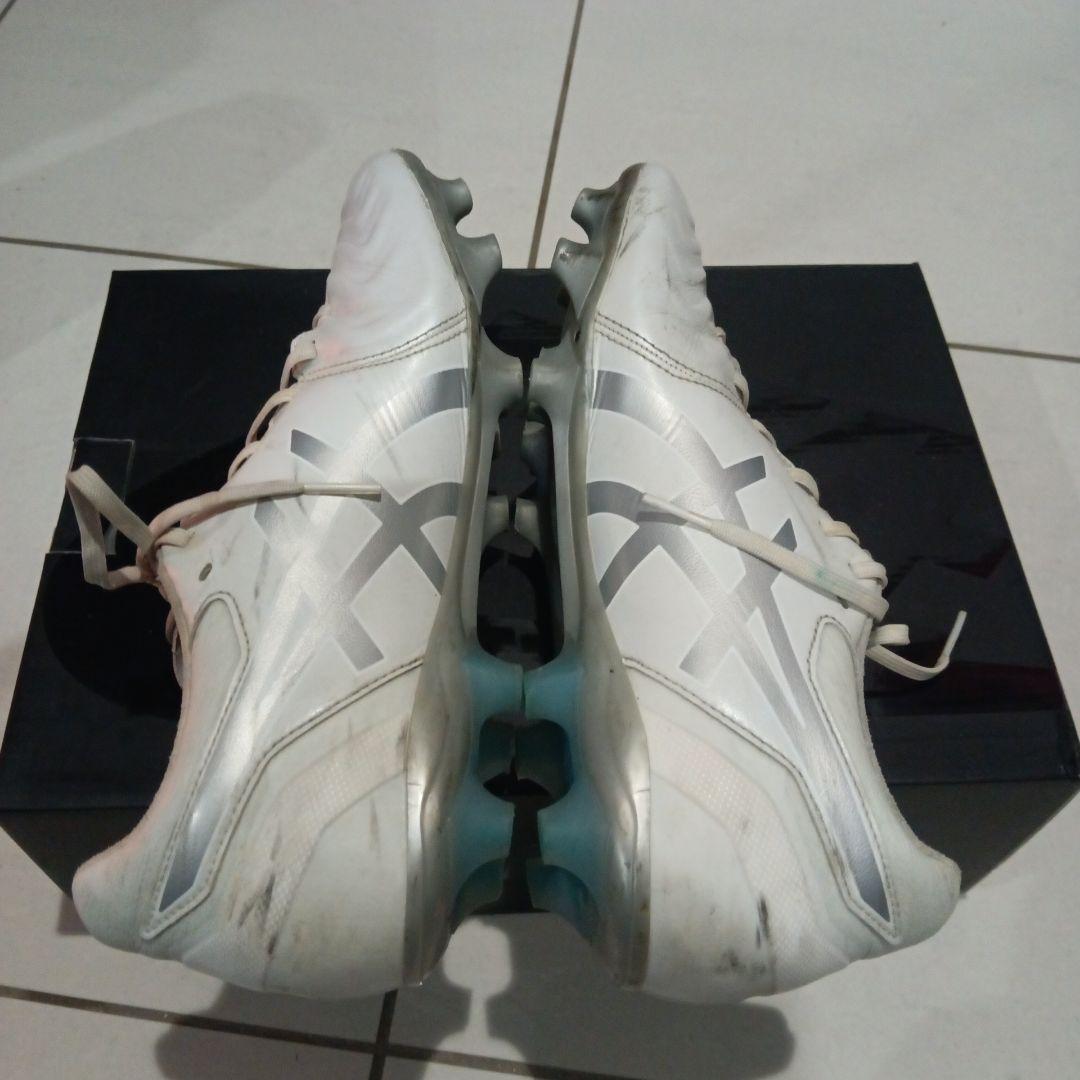 アシックス DS LIGHT ホワイトサッカーシューズ26.5サイズ