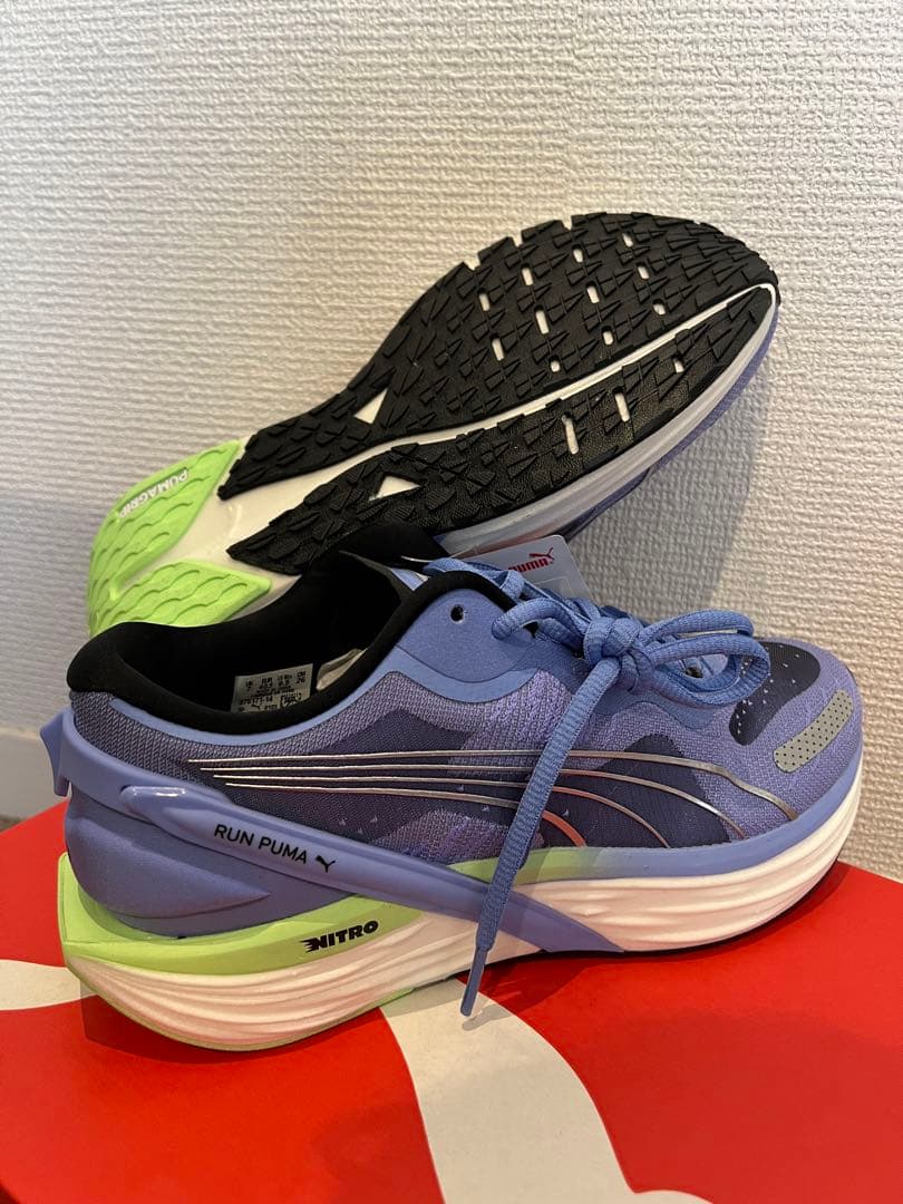 Puma ウィメンズ　RUN XX ニトロランニングシューズ　26.0㎝