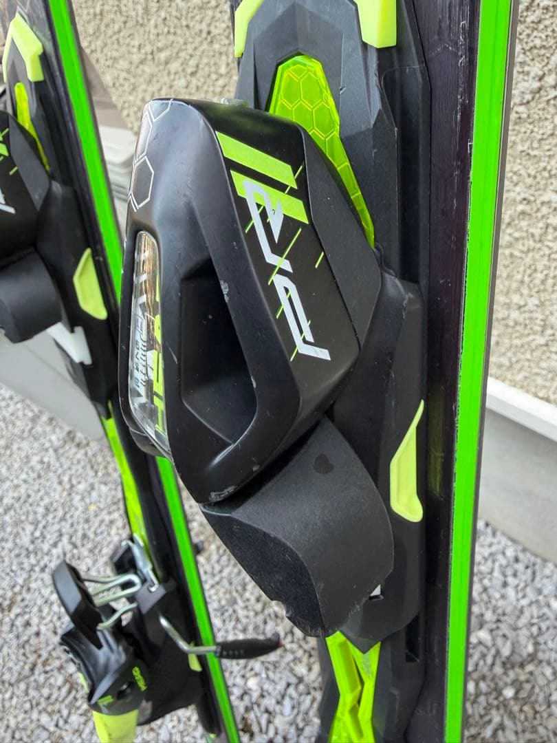 ⭐️値下げ　HEAD INSTINCT PRO スキー 板 ブラック/グリーン