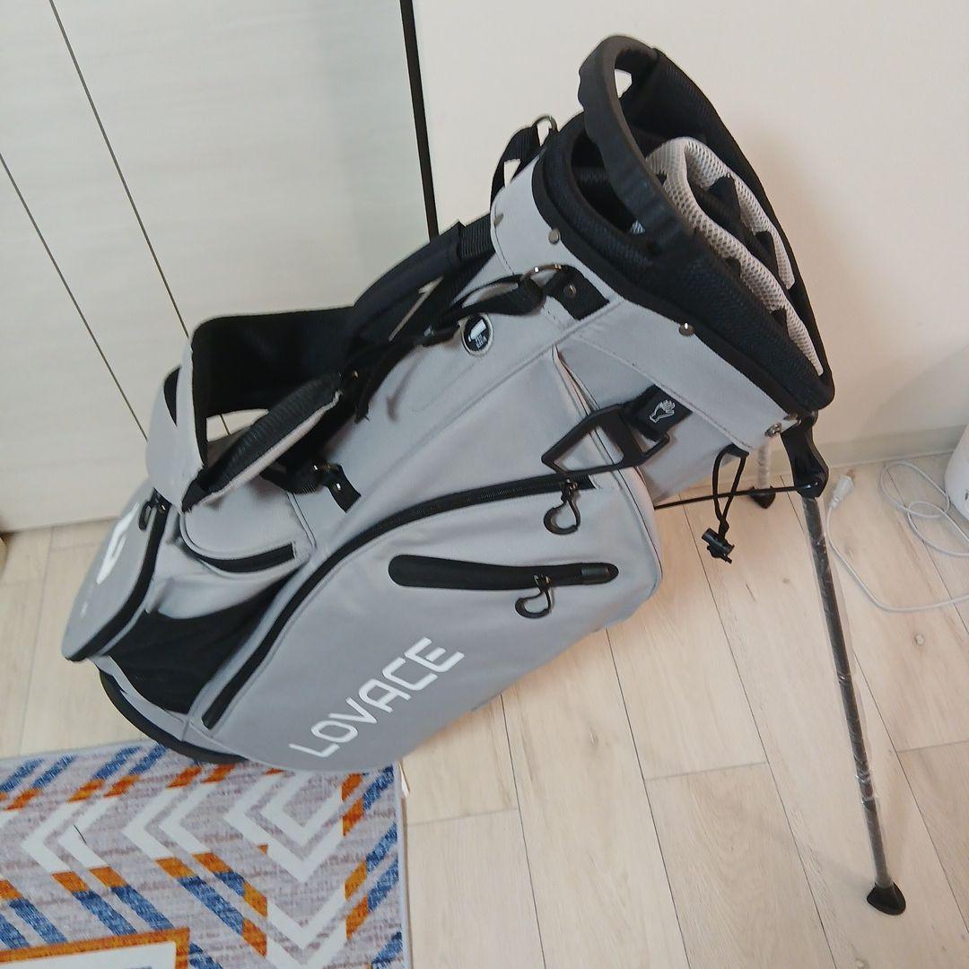 LOVACEスタンドキャディーバッグ新品 (発送は4月10日以降になります)