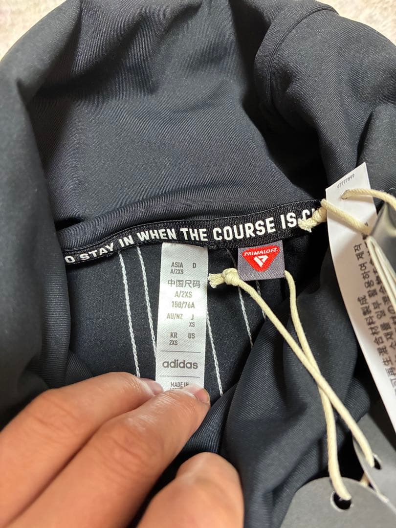 【新品】アディダス 中綿 XS セットアップ　暖　モノグラム　ショートパンツ