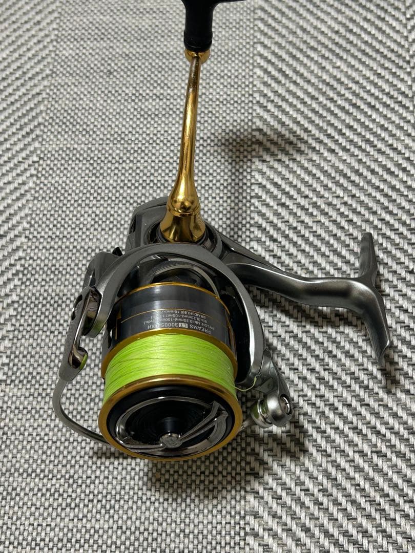 フリームス18 LT3000S-CXH スピニングリール