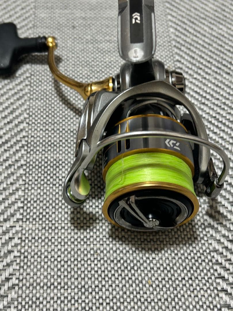 フリームス18 LT3000S-CXH スピニングリール