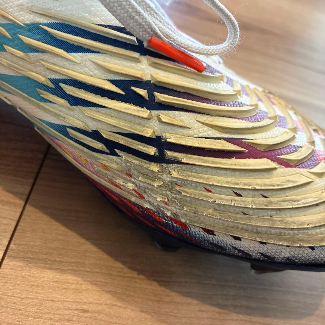 プレデター アディダス／ エッジ1 FG サッカースパイク