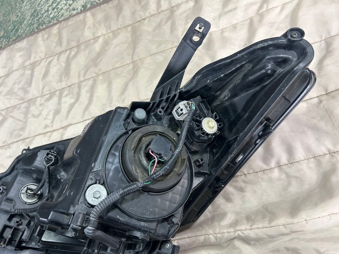 ★美品★送料込★ホンダ フリード 純正 ハロゲン ヘッドライト 左右セット