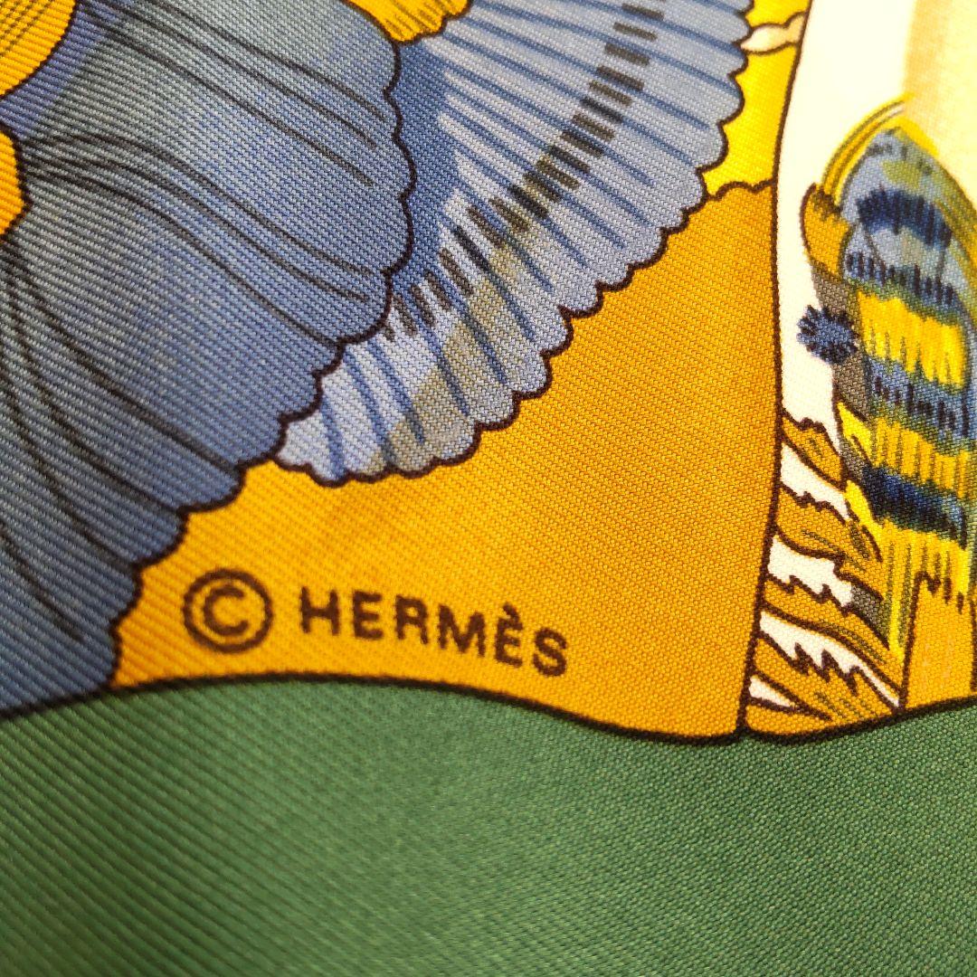 美品 エルメス カレ90 スカーフ soleil de soie シルクの太陽