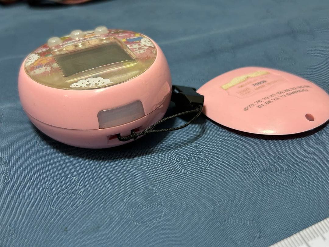 バンダイ　たまごっちみーつ　サンリオキャラクターズ