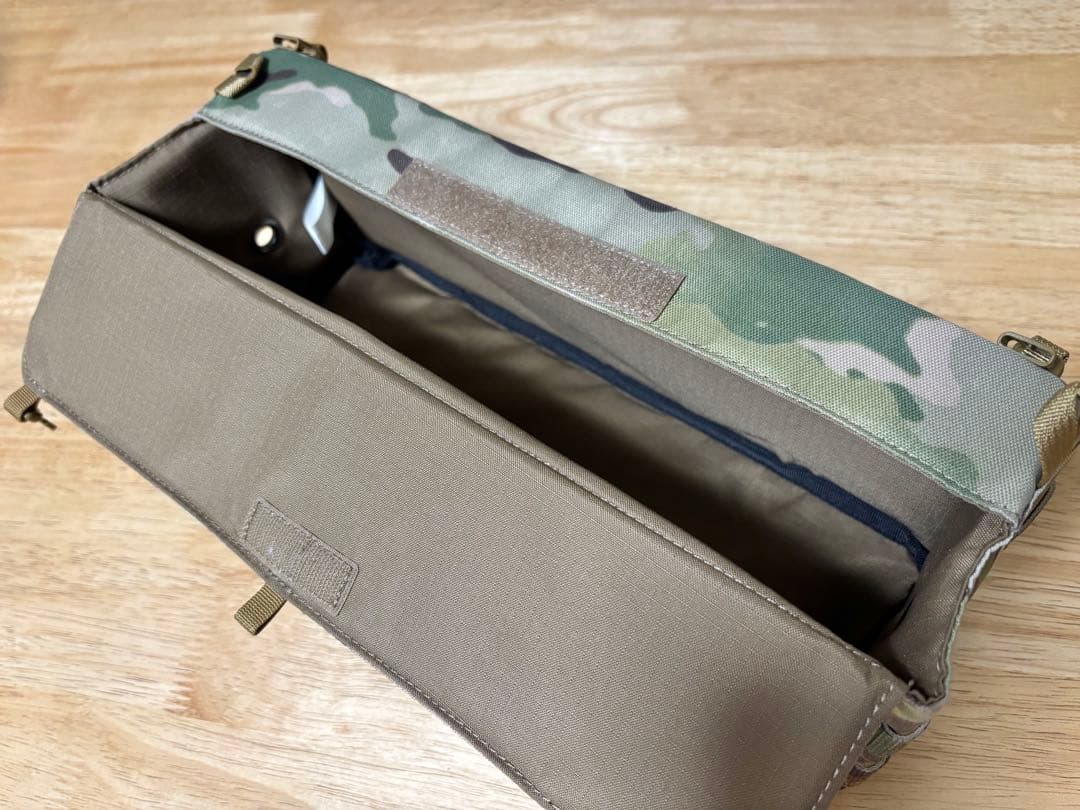 新品未使用【ヘリノックス　テーブルサイドストレージ　マルチカモ柄】