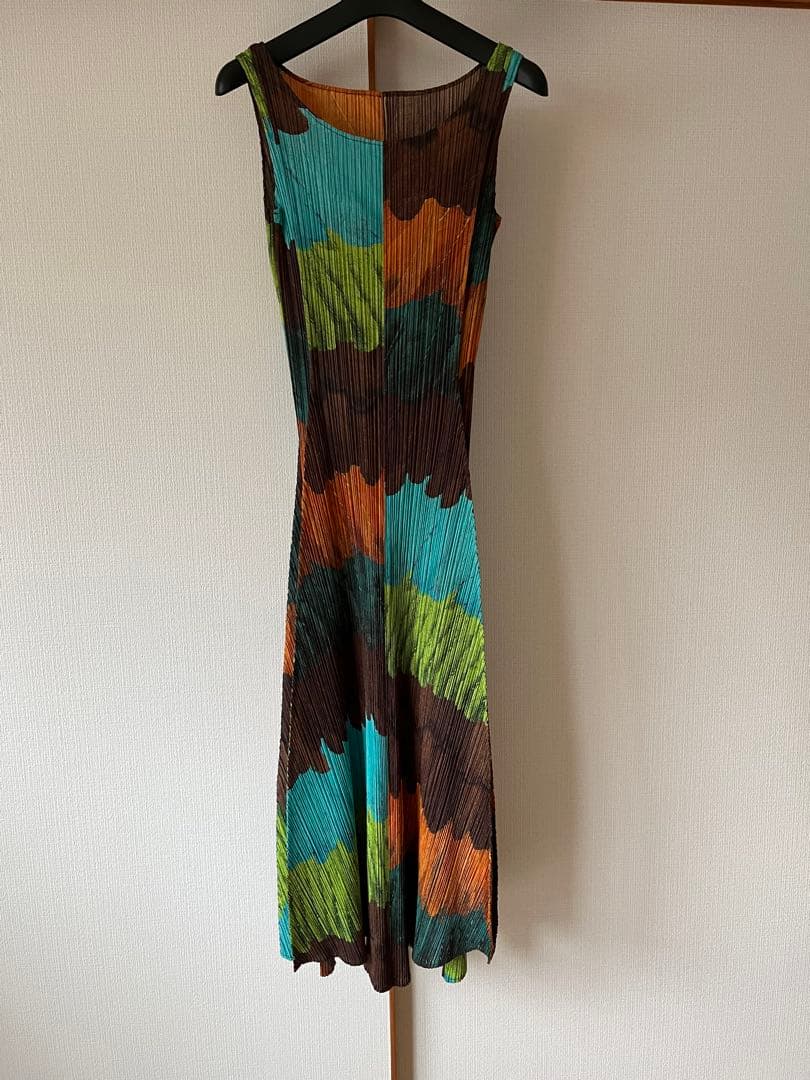 (美品)PLEATS PLEASEの変形ワンピース☆サイズ2