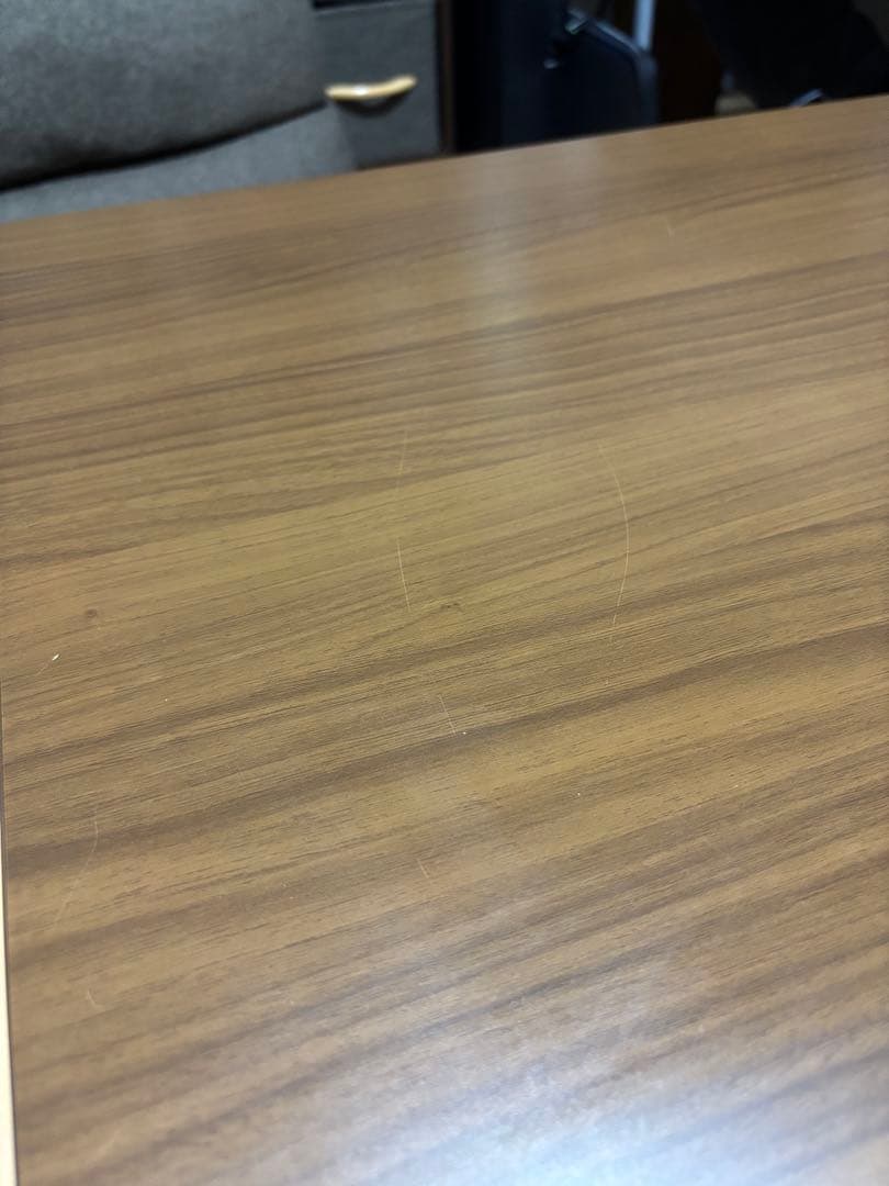 伸縮式キャスター付きセンターテーブル