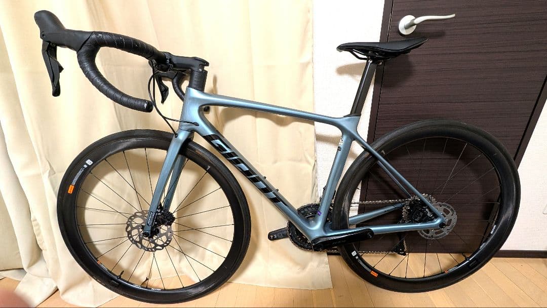 TCR ADVANCED PRO 1 DISC 105 Di2 445（S）