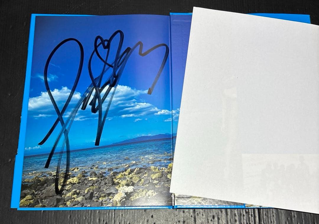 鈴木ふみ奈 写真集 Maganda! サイン入り プロマイド FLY HIGH