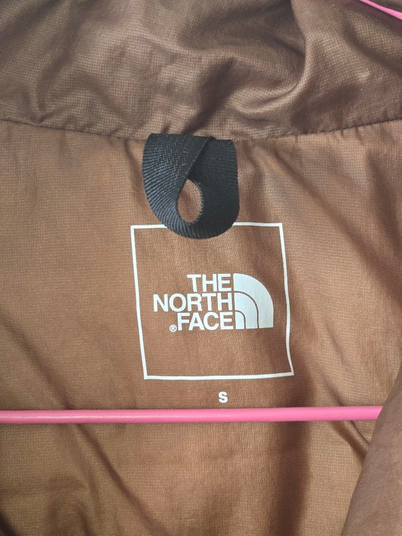 美品　大人気　ノースフェイス　アコンカグアダウンベスト　メンズS